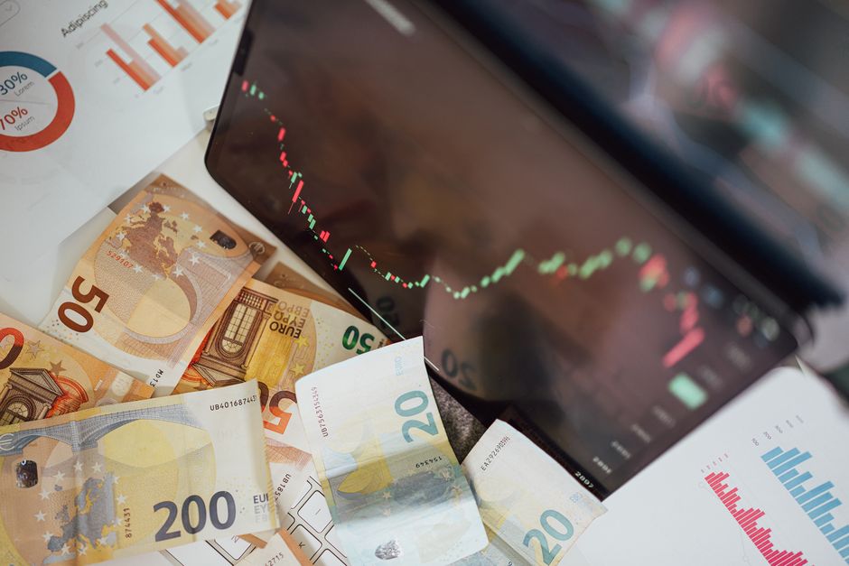 Logiciels et stratégies de tarification dynamique pour maximiser vos revenus Airbnb à Paris Est